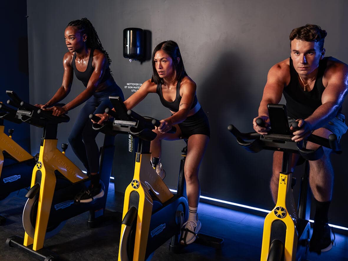 Illustration Fitness Park : Studio Bike