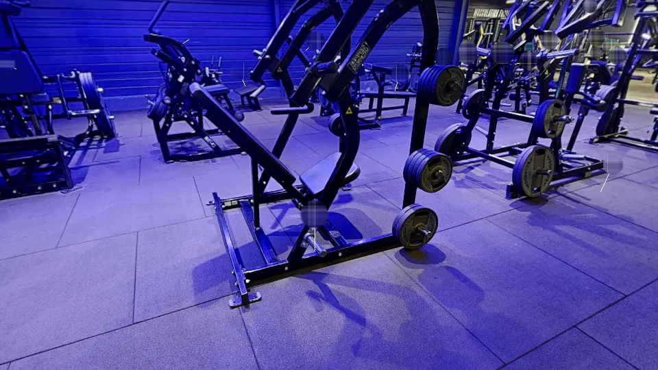 Illustration Fitness Park : Shoulder Press assistée Hammer (plate loaded)